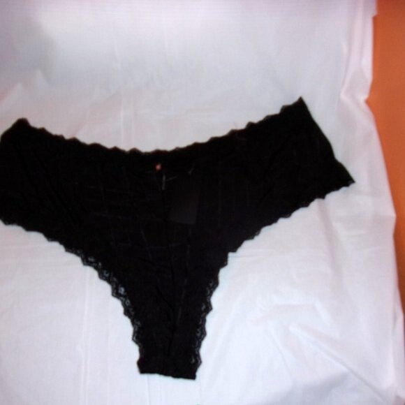 Youmita 42DD Black jacquard bra/2x Hipster Set NWT - Picture 9 of 15